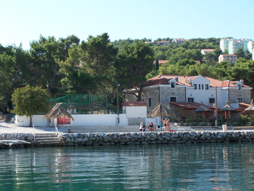Villa Sveti Kriz 特罗吉尔 外观 照片
